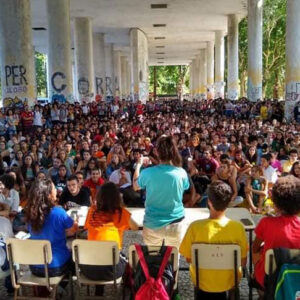 Universidad y movimientos sociales: una mirada desde Brasil